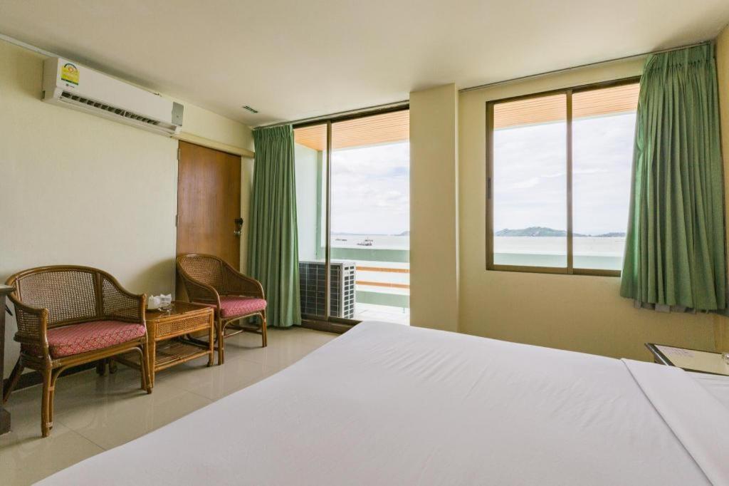 Lake Inn Hotel Сонгкла Екстериор снимка