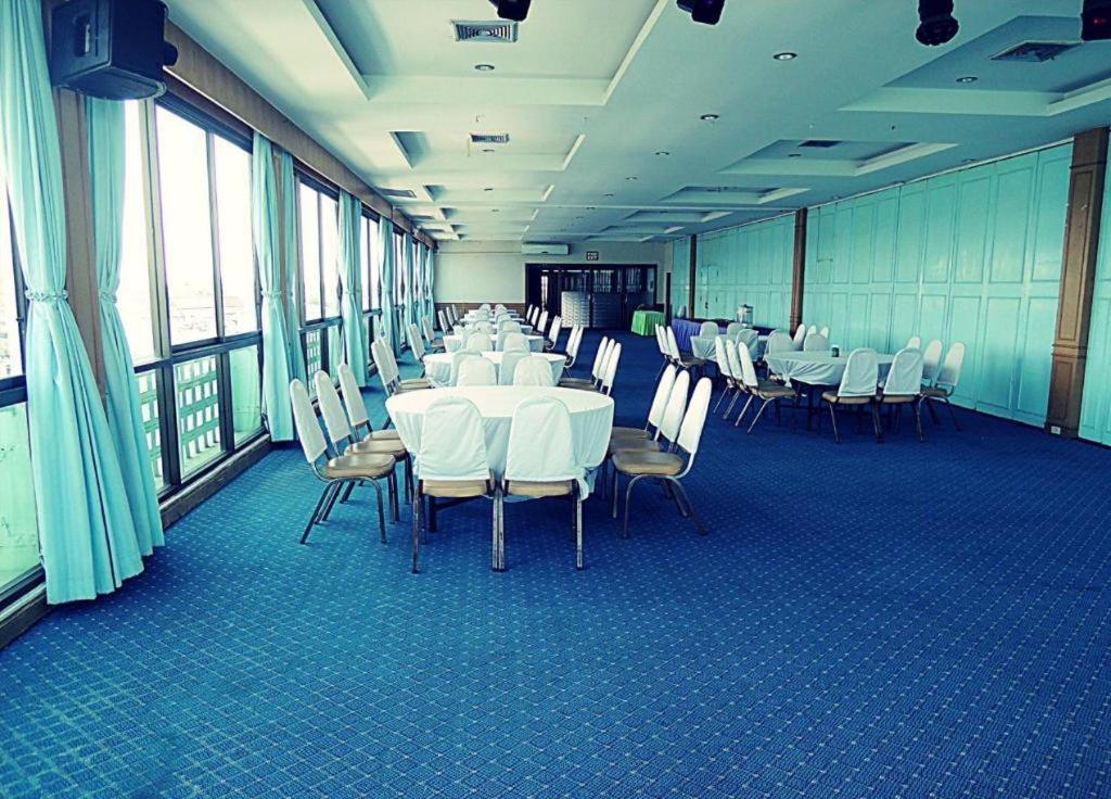 Lake Inn Hotel Сонгкла Екстериор снимка